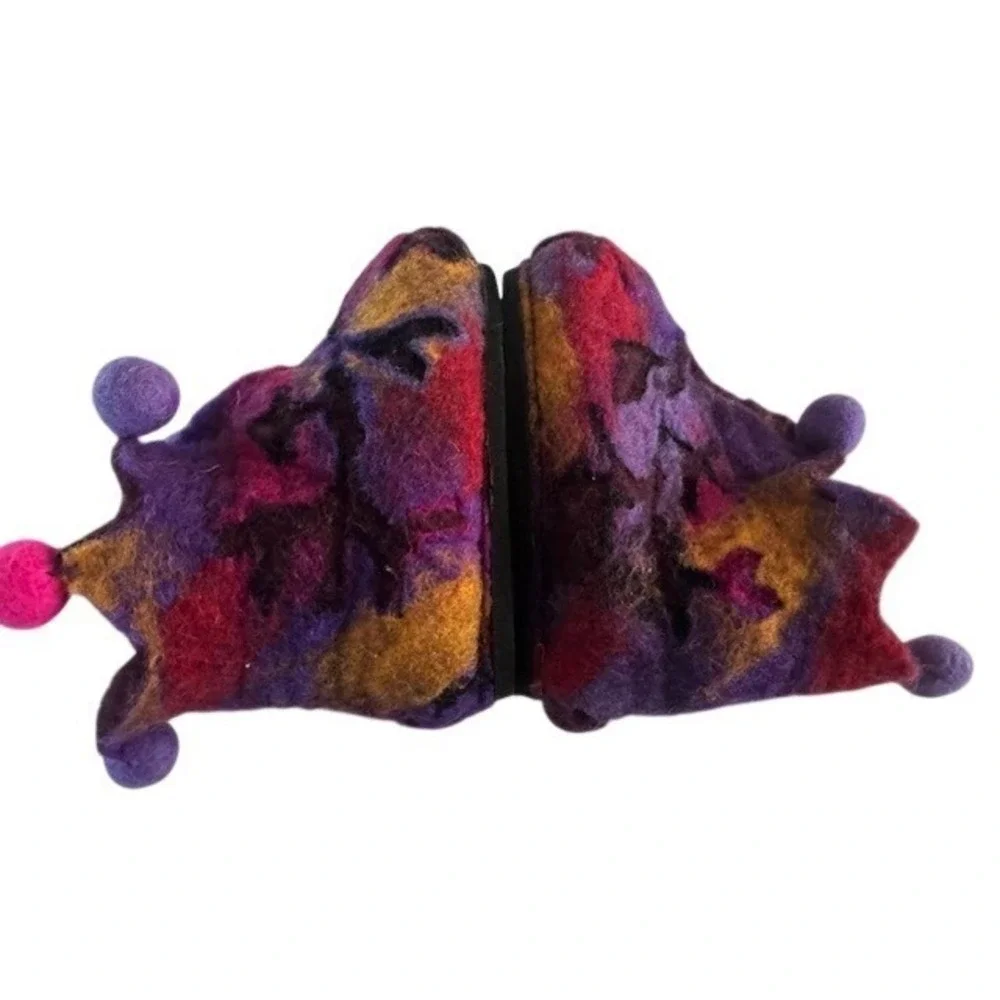 Euro Kids Felted Wool Slippers Boots Colorful Pom Poms Size euro 22 or 6